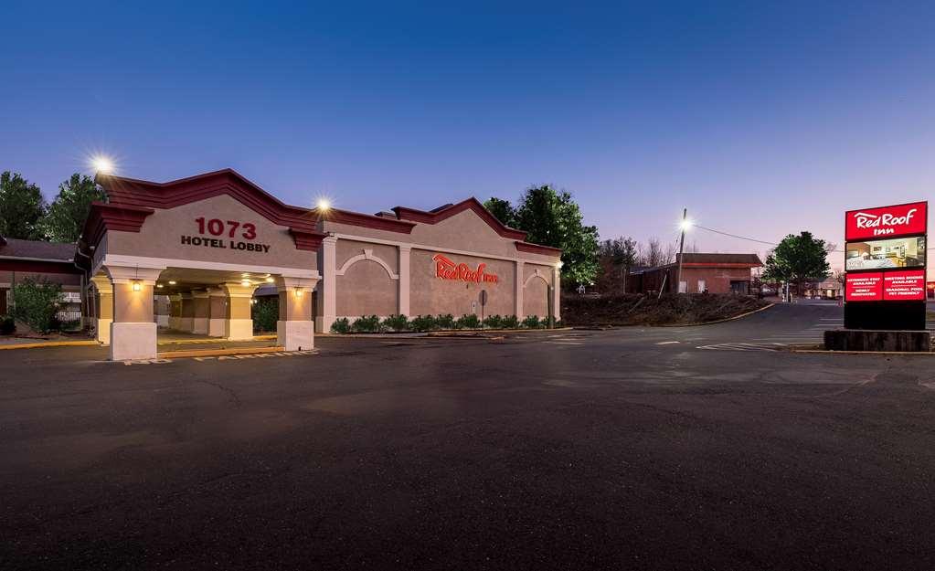 Hometowne Studios By Red Roof Bordentown - Mcguire Afb Exterior foto